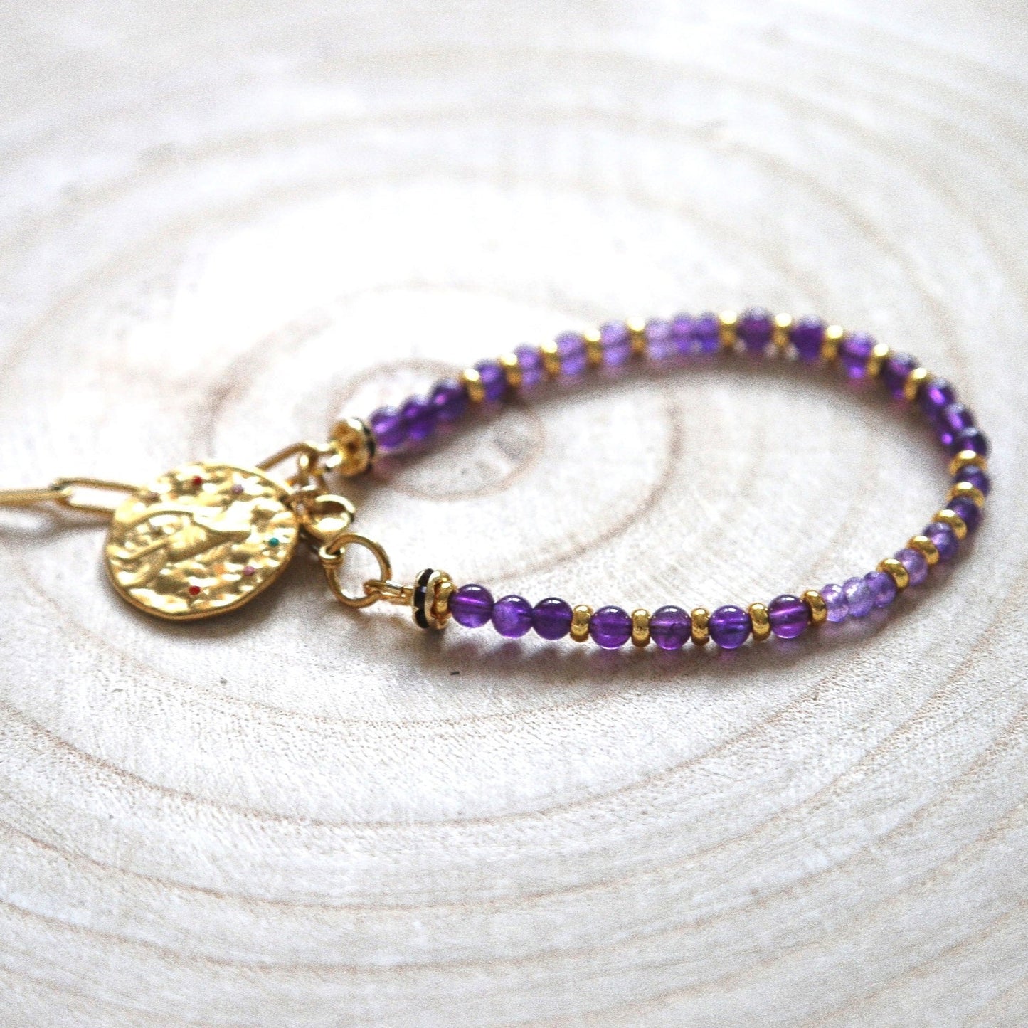Bracelet Talisman pierre totem Améthyste - Médaille Verseau