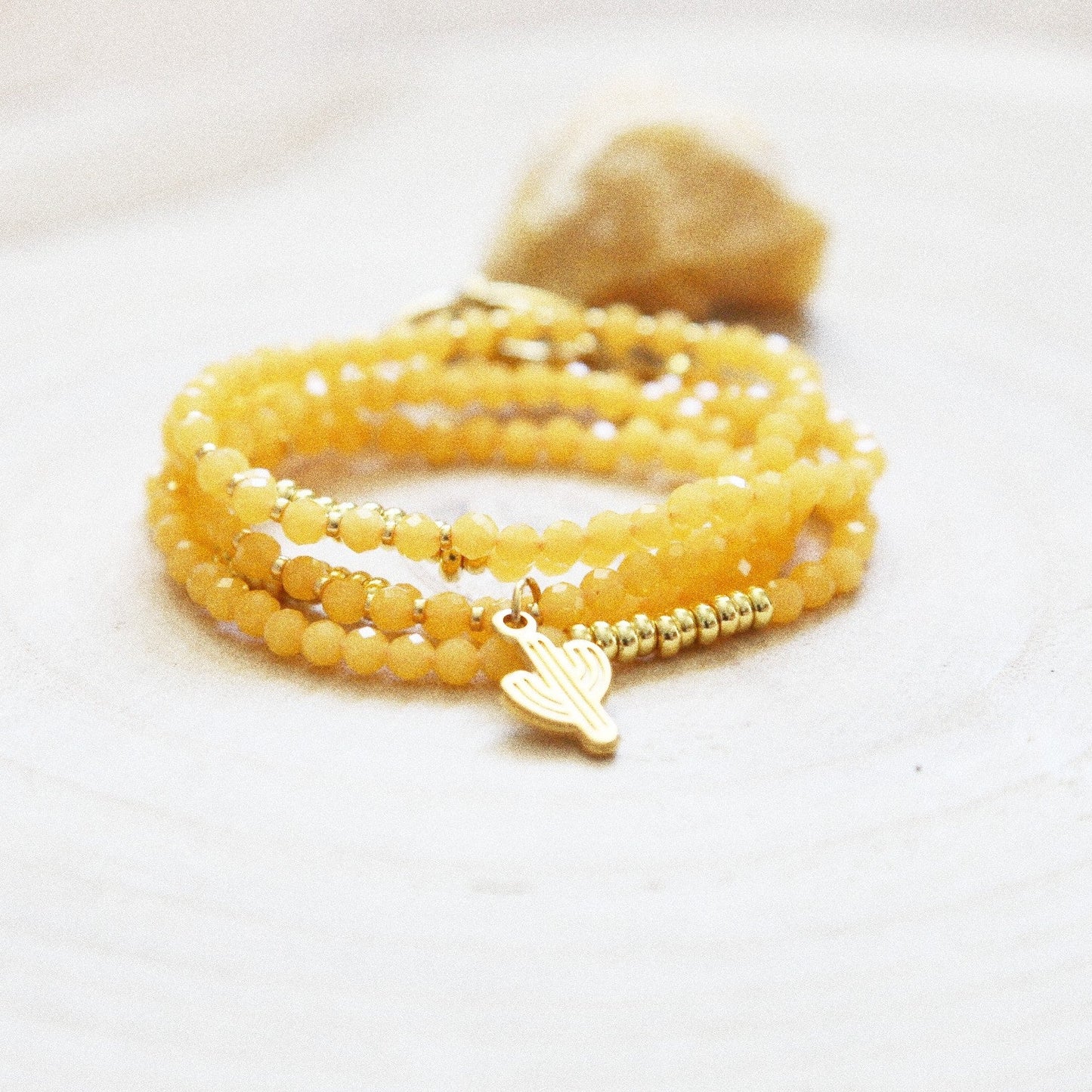 Bracelet Été Luminescent – Quartz Jaune & Cactus Doré