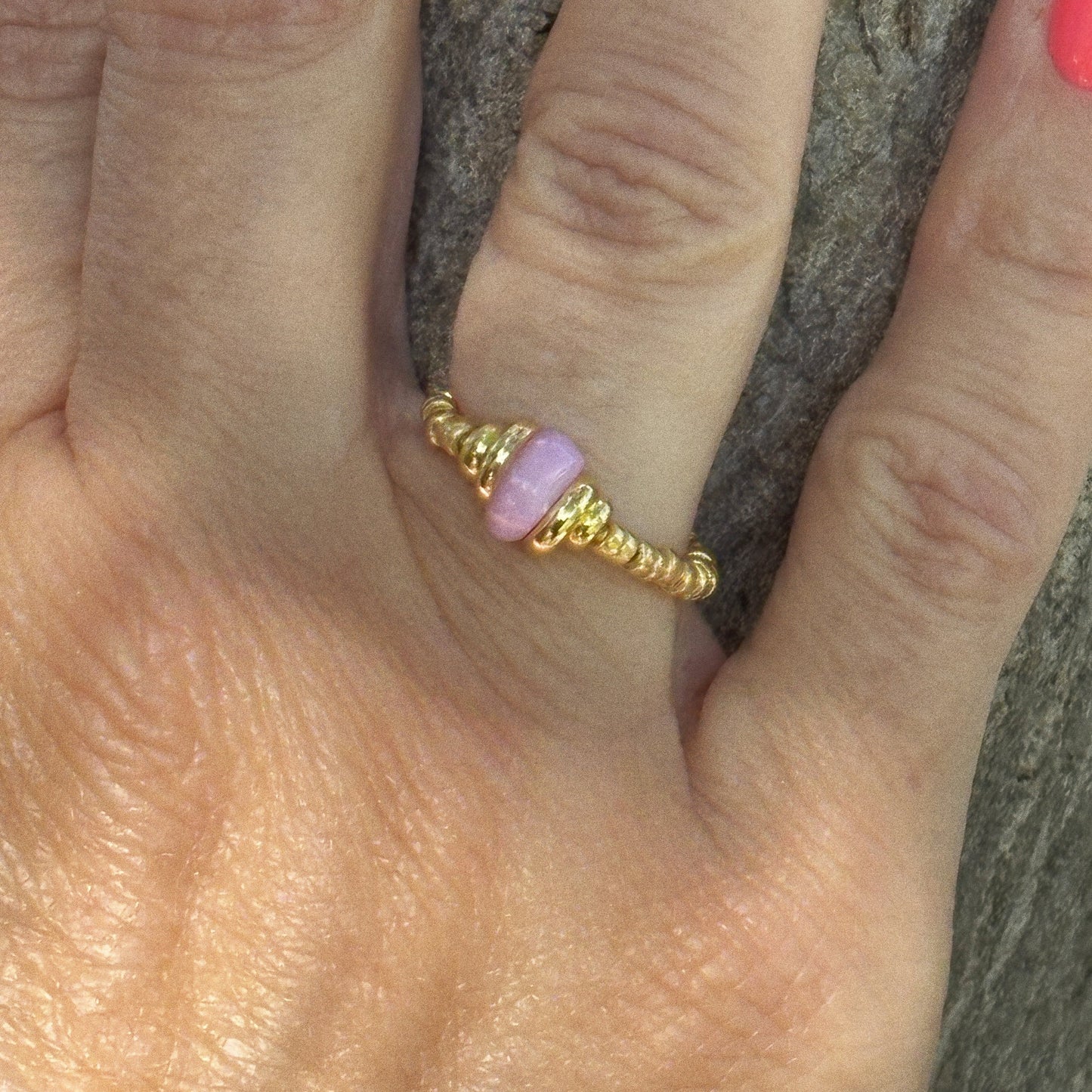 Bague talisman – coquillage rose