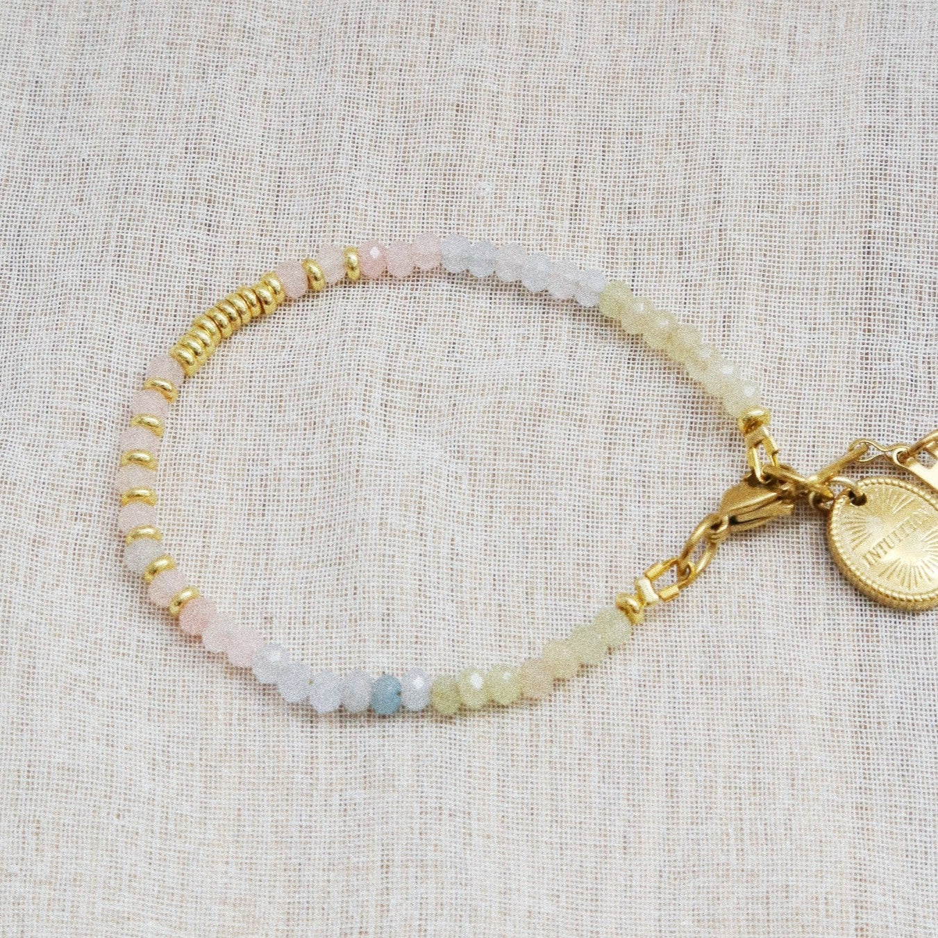 Bracelet Henriette 2-7 – Morganite & Chiffre 111