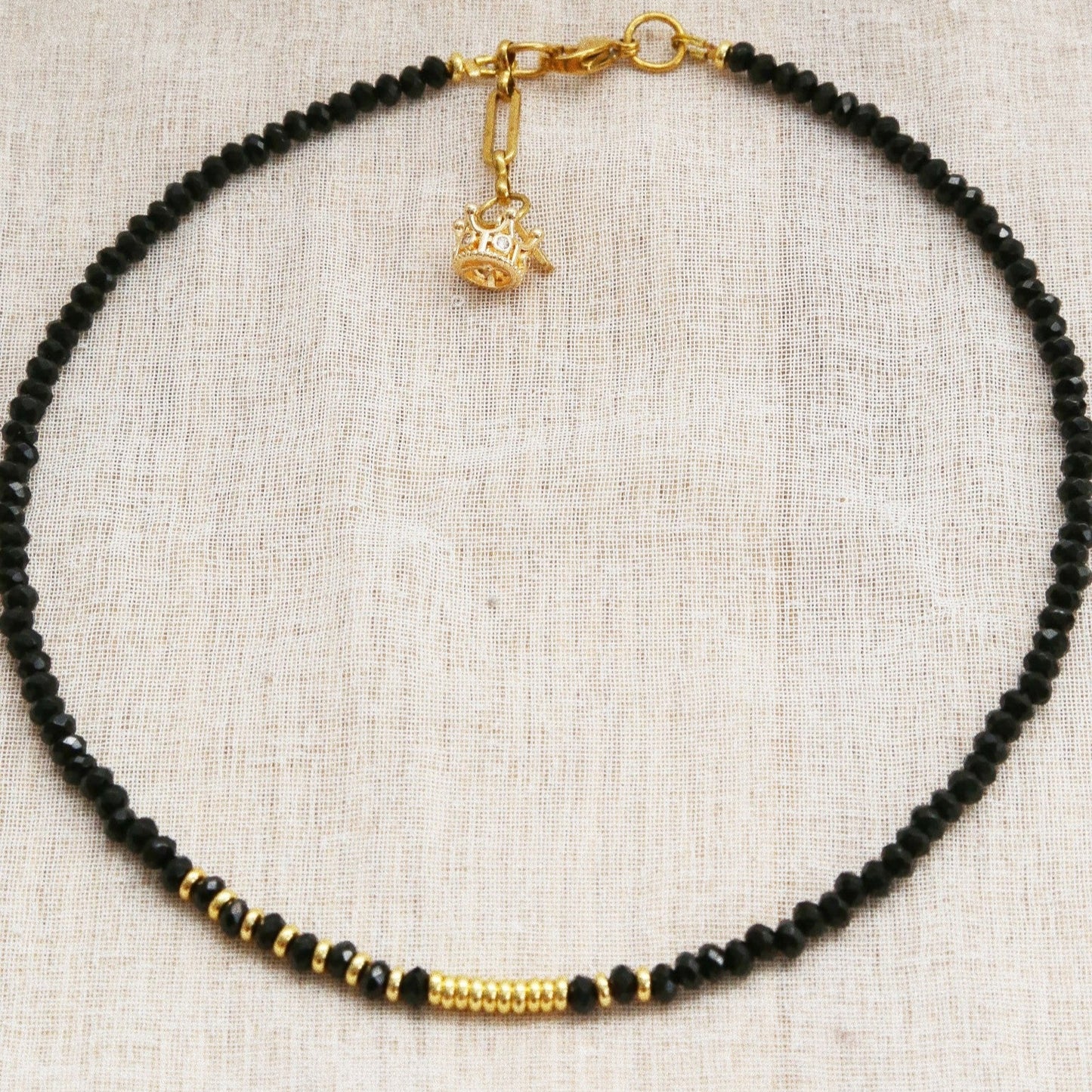 Henriette 2-7 Queen – Agate Noire