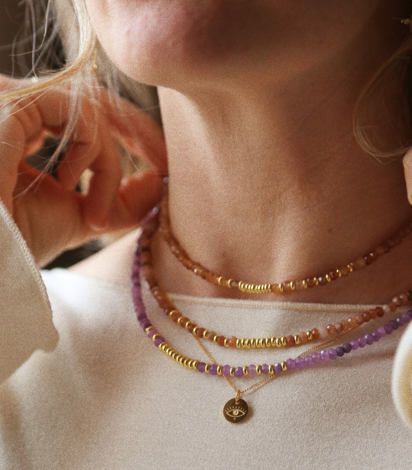 Collier Henriette 2-7 Queen – L’ Audacieuse