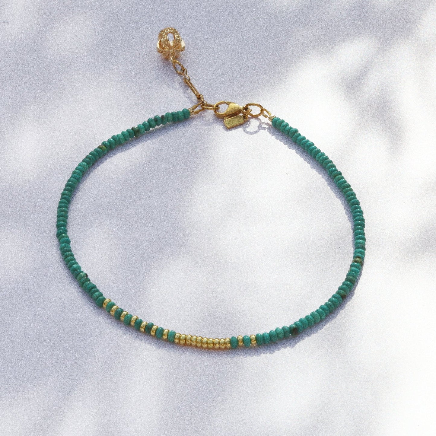 Collier Henriette 2-7 Queen – La libre