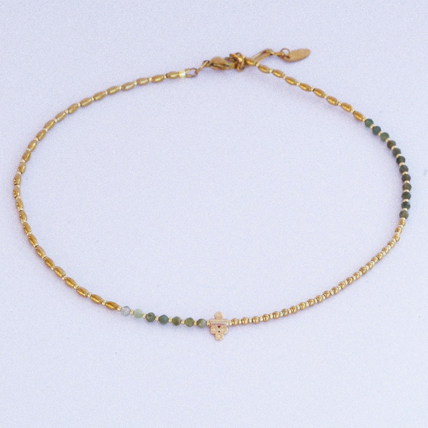 Collier “Code 27” – Tourmaline Verte & Pendentif Signature