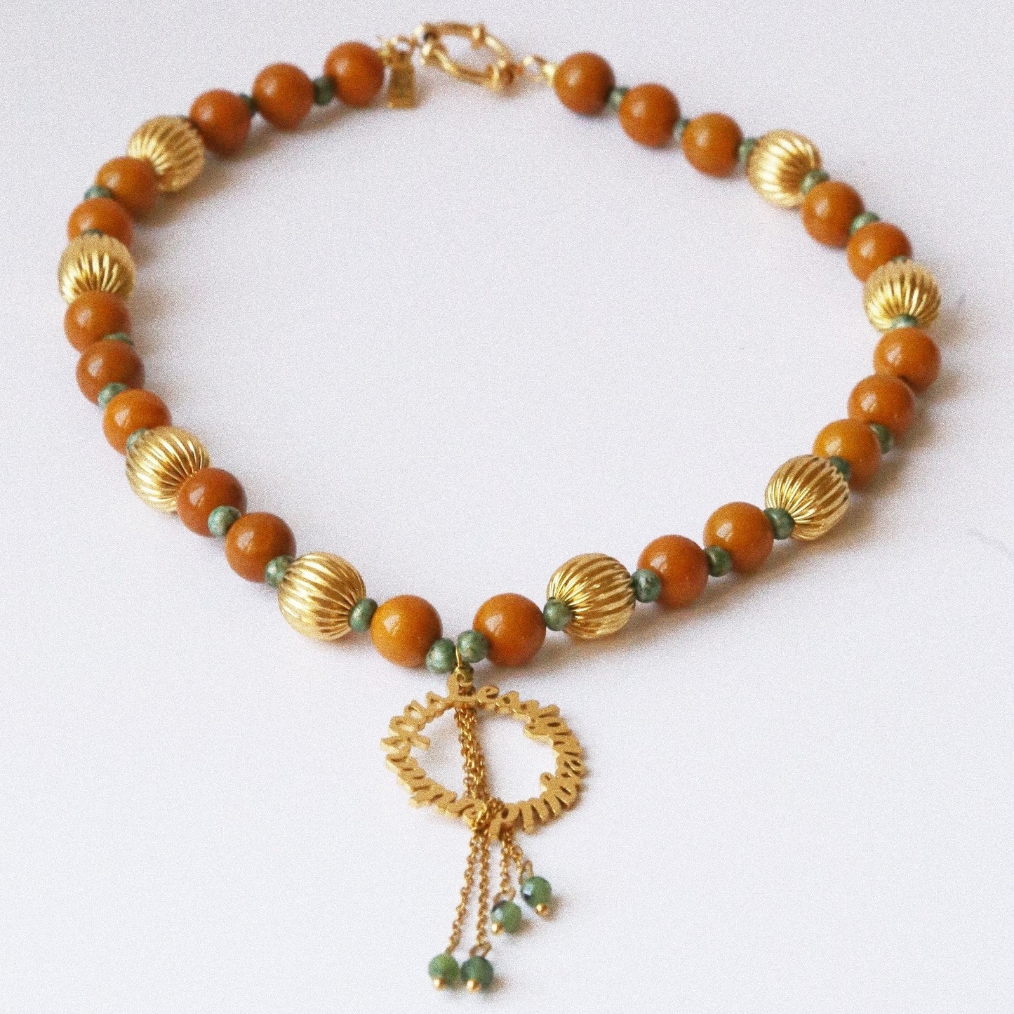 Le collier des présages
