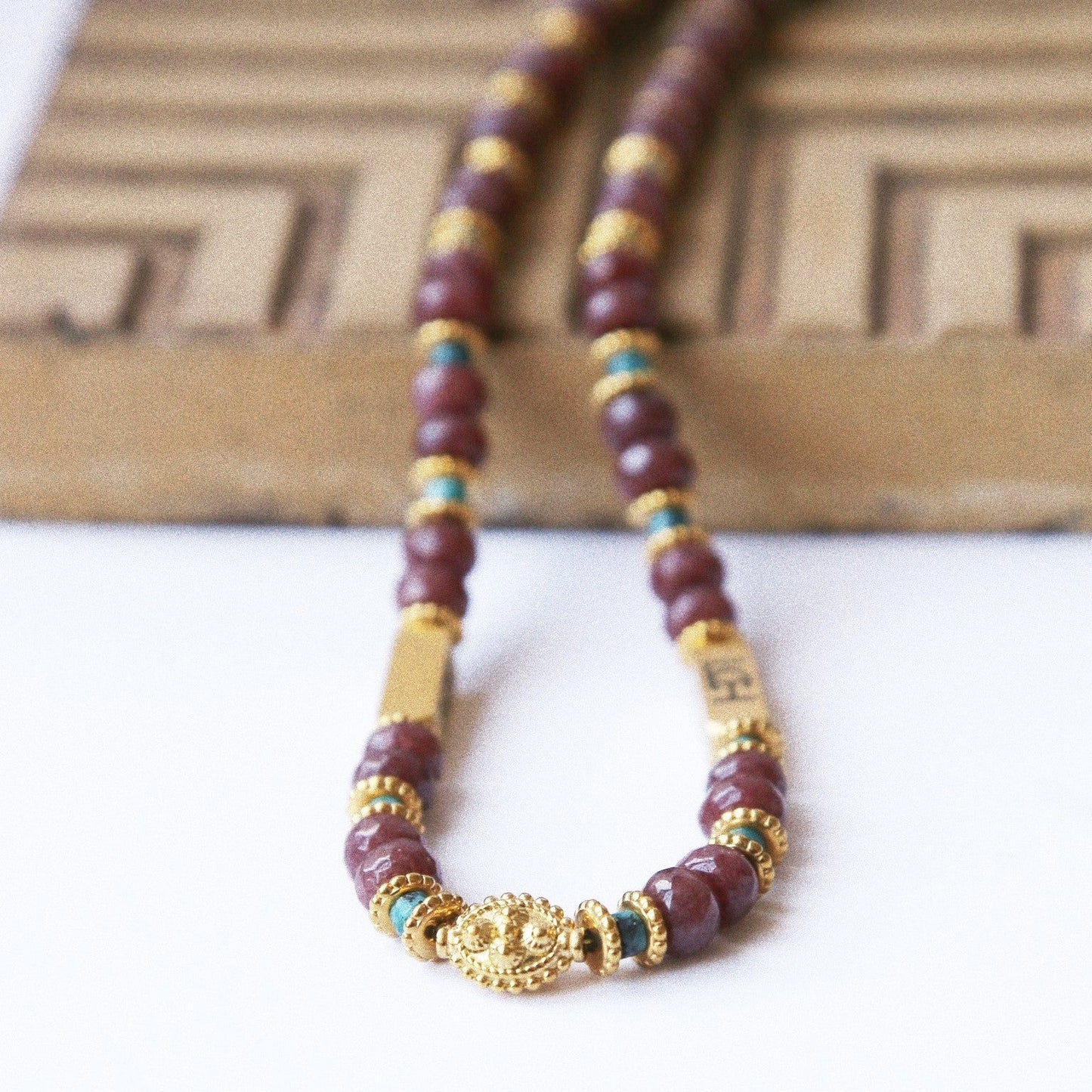 Collier “Trésor d’Almandin”