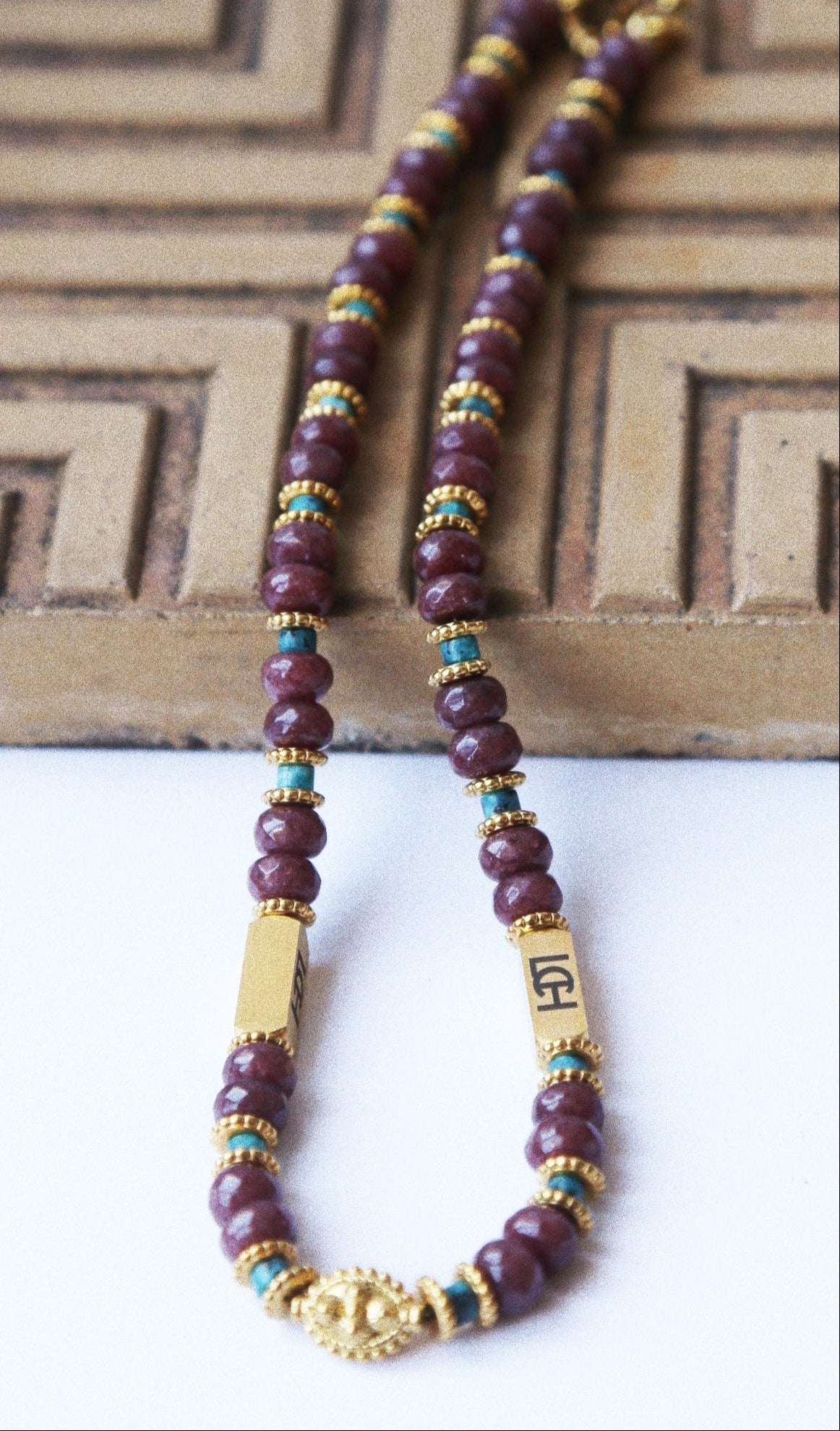 Collier “Trésor d’Almandin”