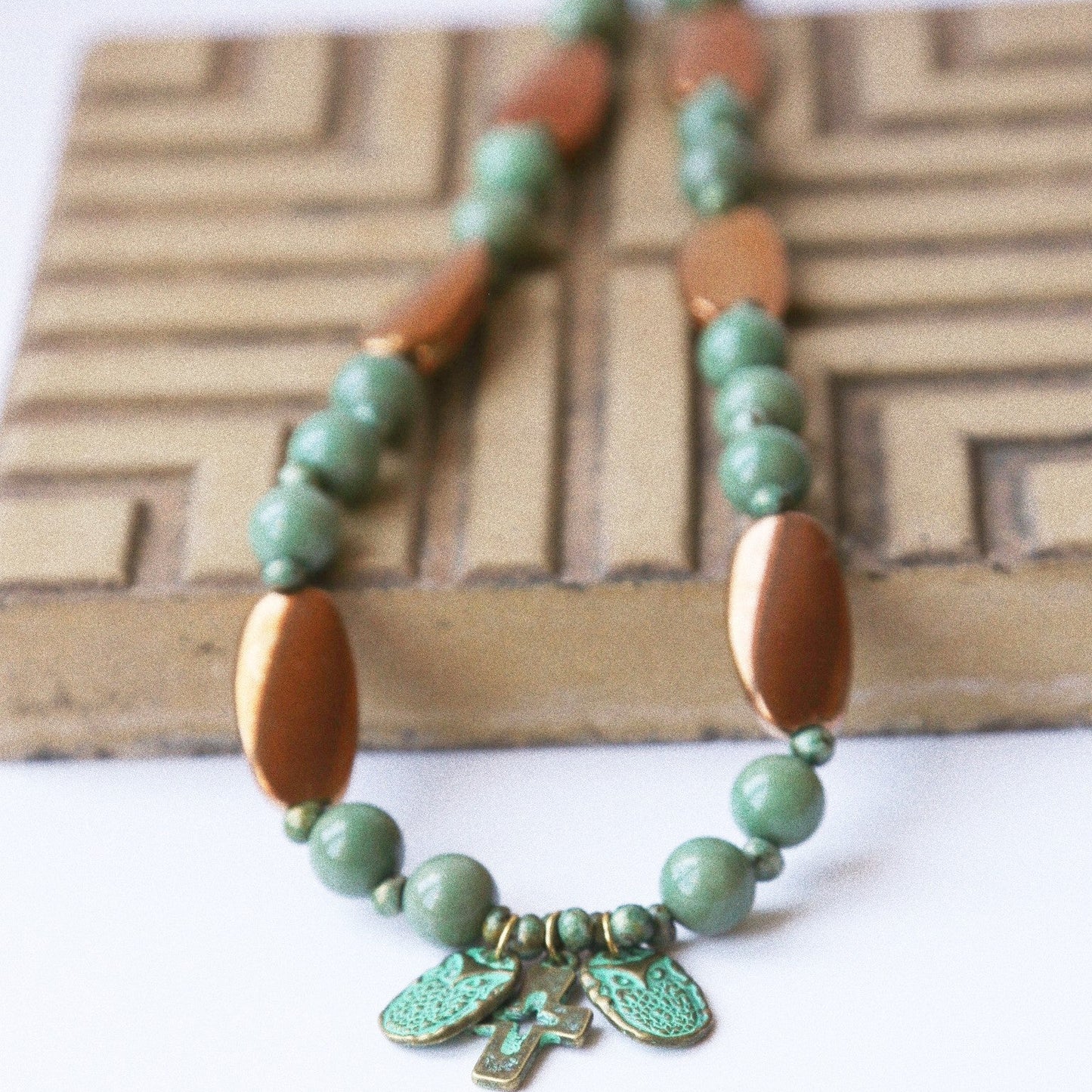 Collier “Gardiennes de la Caverne”