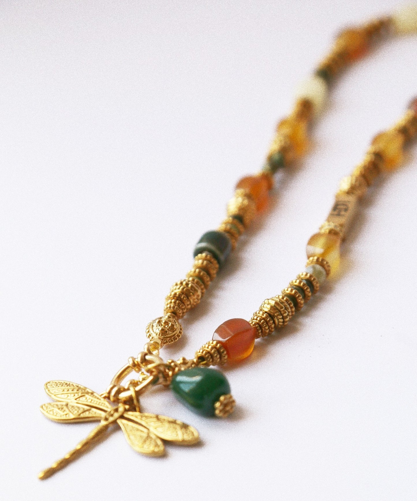 Collier “Libellule de la Caverne”