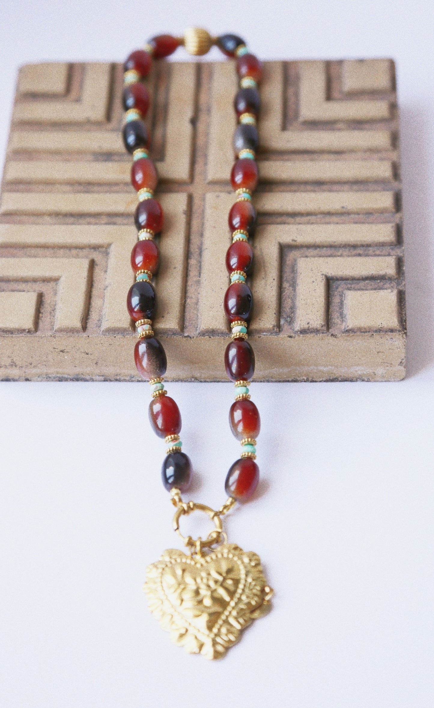 Collier “Cœur de la Caverne”