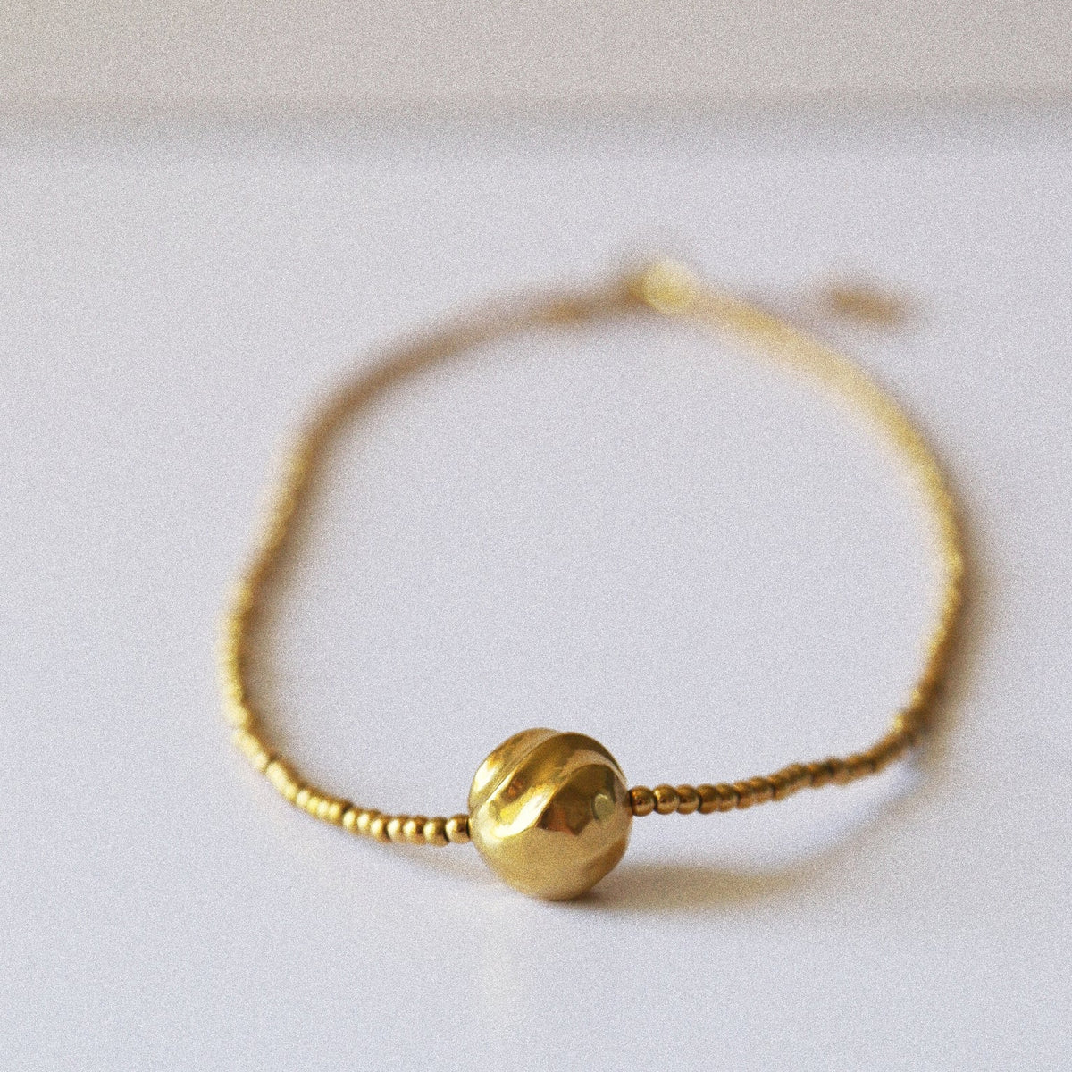 Collier “ Le Fil d’Or”
