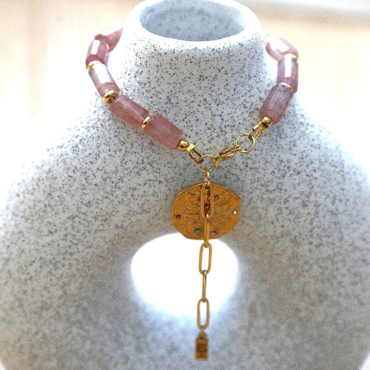 Bracelet  talisman pierre totem Grenat - Médaille Scorpion