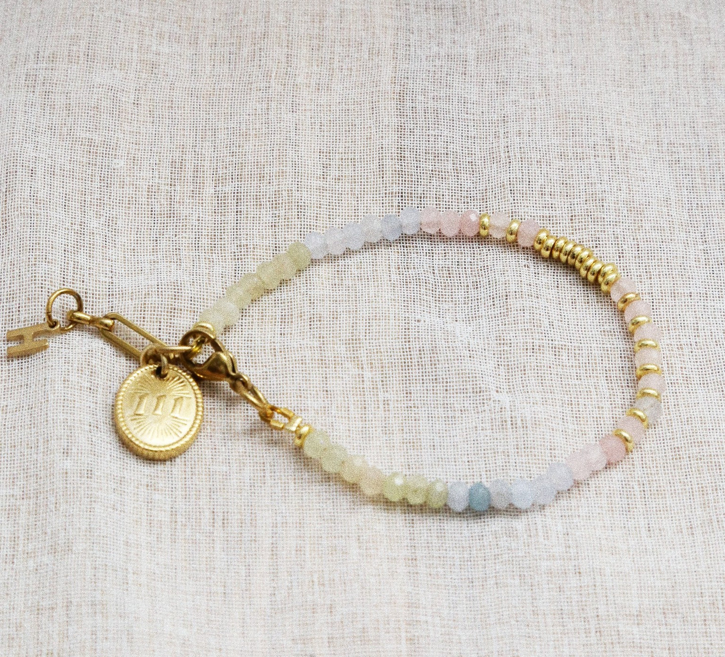 Bracelet Henriette 2-7 – Morganite & Chiffre 111