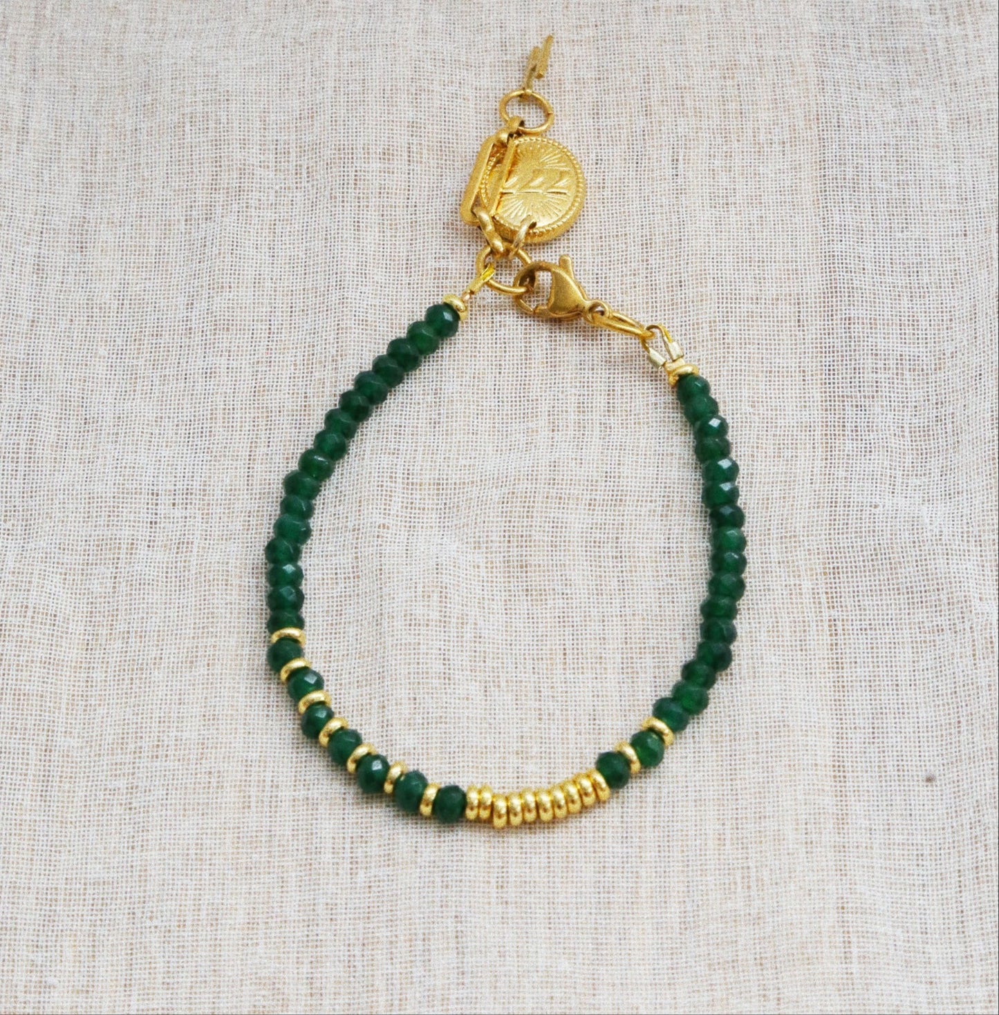 Bracelet Henriette 2-7 – Calcédoine Verte & Chiffre 777