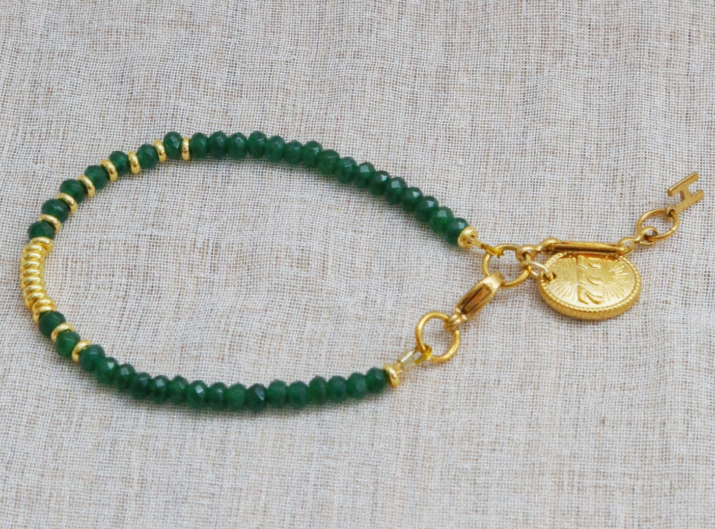 Bracelet Henriette 2-7 – Calcédoine Verte & Chiffre 777
