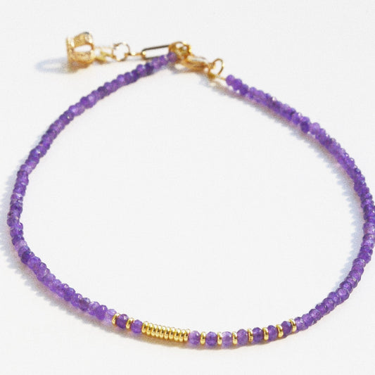 Collier Henriette 2-7 – Améthyste & Couronne Dorée