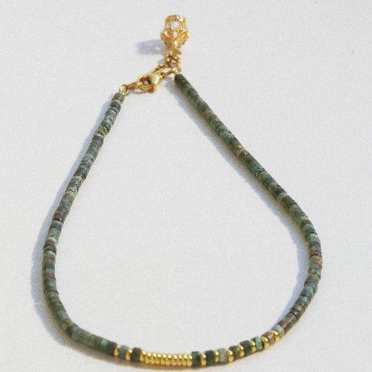 Collier Henriette 2-7 – Turquoise Africaine & Couronne Dorée
