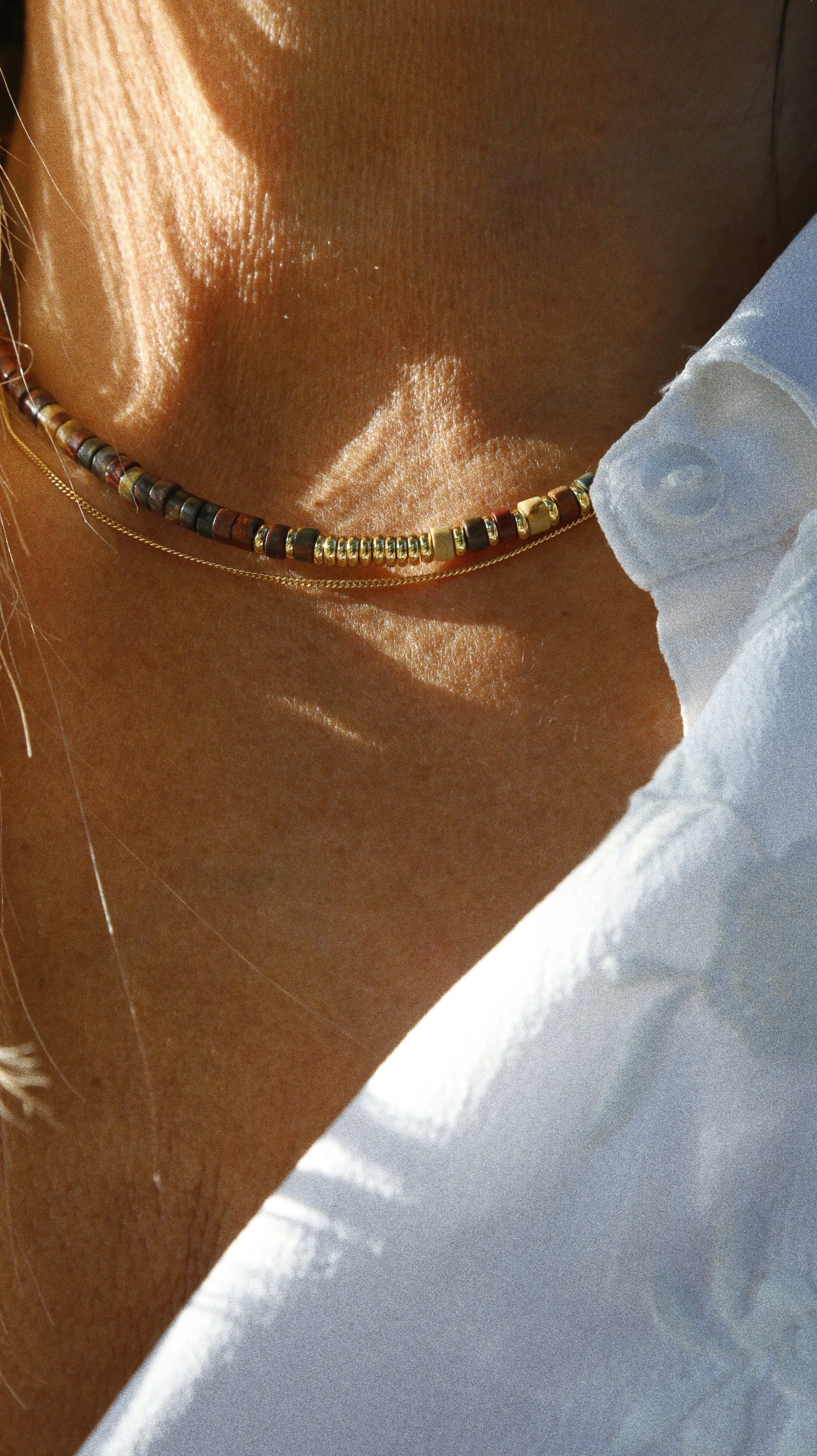 Collier Henriette 2-7 – Jaspe Picasso & Couronne Dorée