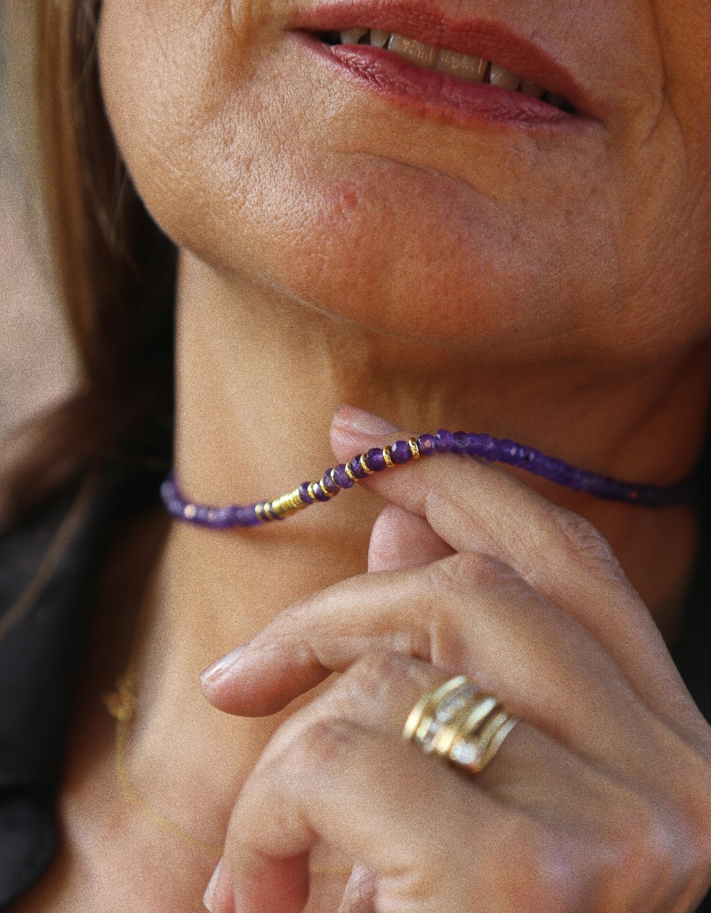 Collier Henriette 2-7 – Améthyste & Couronne Dorée