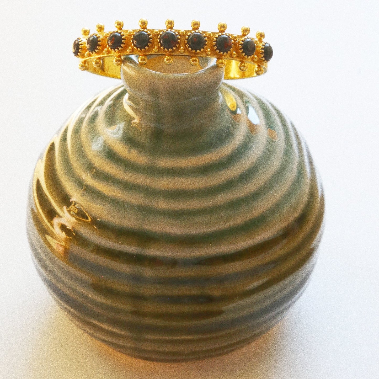 Jonc Cabochons Pierre de Soleil Noire