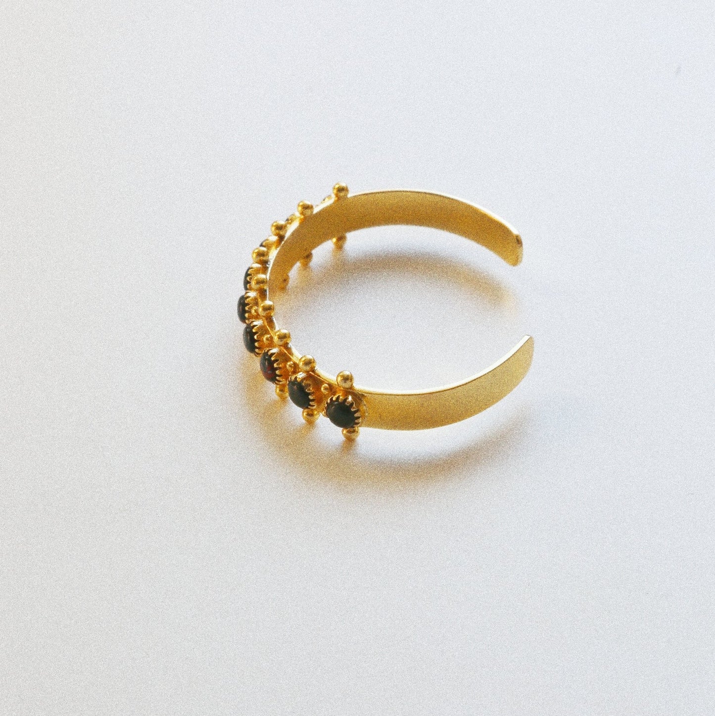 Jonc Cabochons Pierre de Soleil Noire