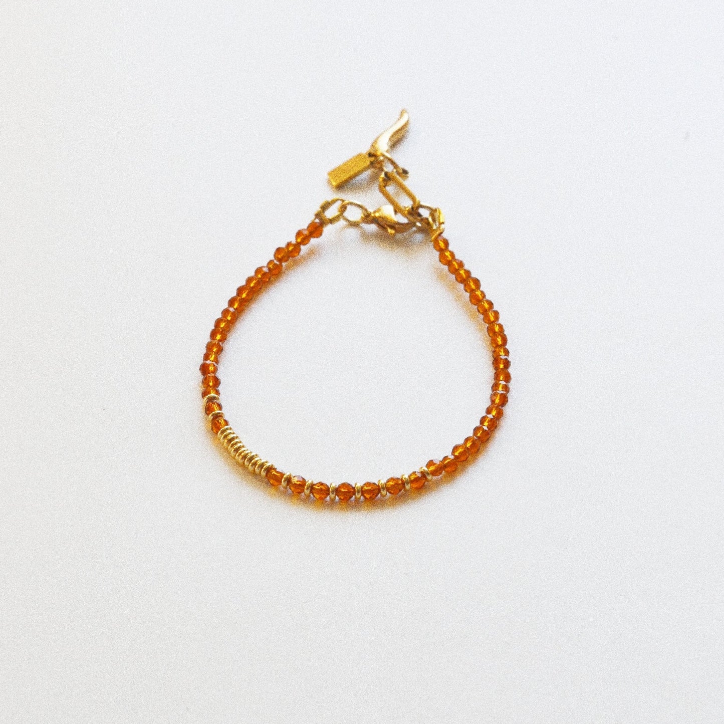 Bracelet Baby H – Perles de Verre Couleur Miel