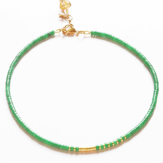 Collier Henriette 2-7 – Chrysoprase & Couronne Dorée