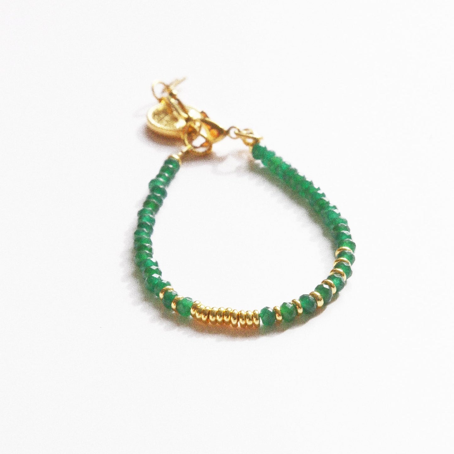 Bracelet Henriette 2-7 – Calcédoine Verte & Chiffre 777