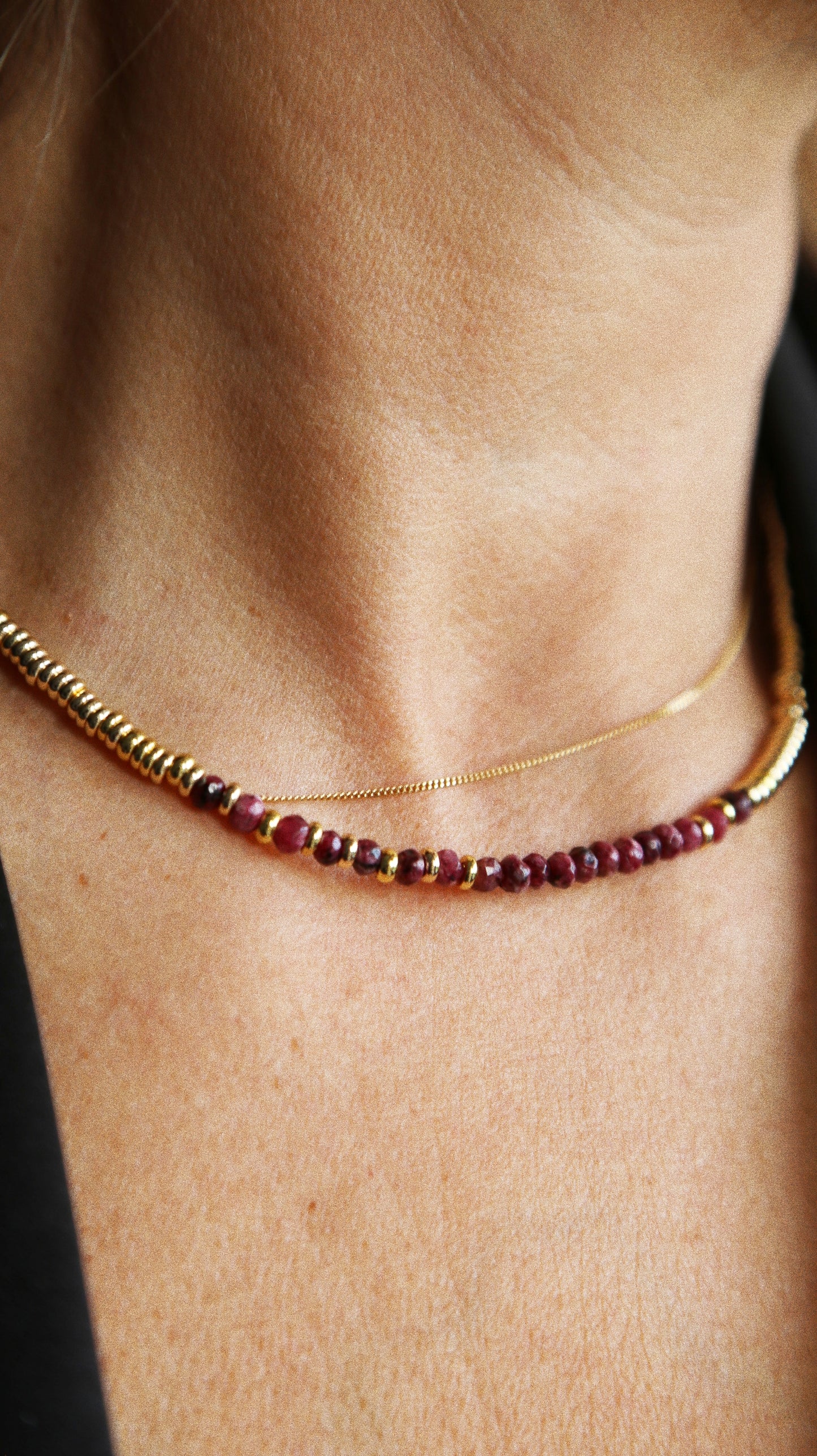 Collier Henriette 2-7 – Rouge Passion