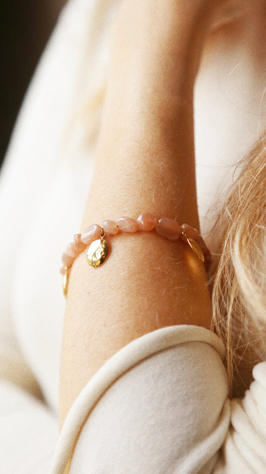 Bracelet Pierre de Soleil & Pastilles Dorées