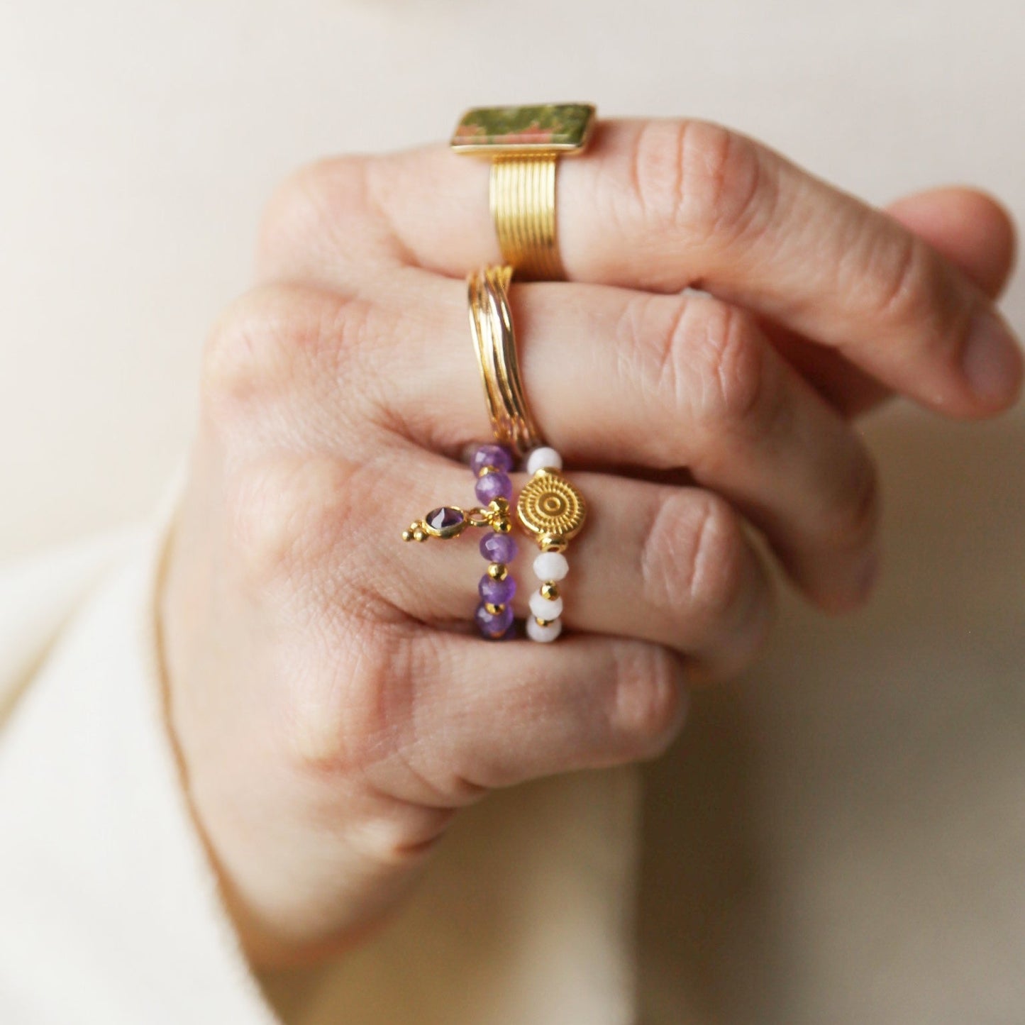 Bague talisman en améthyste – Henriette 2-7