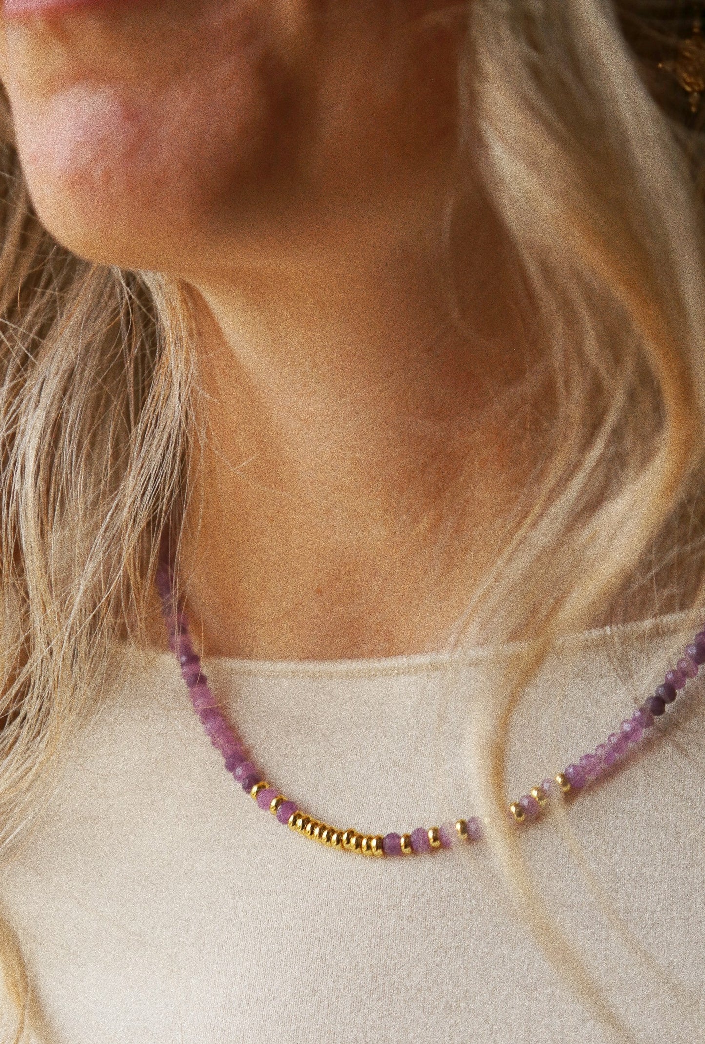 Collier Henriette 2-7 Queen – La Sage