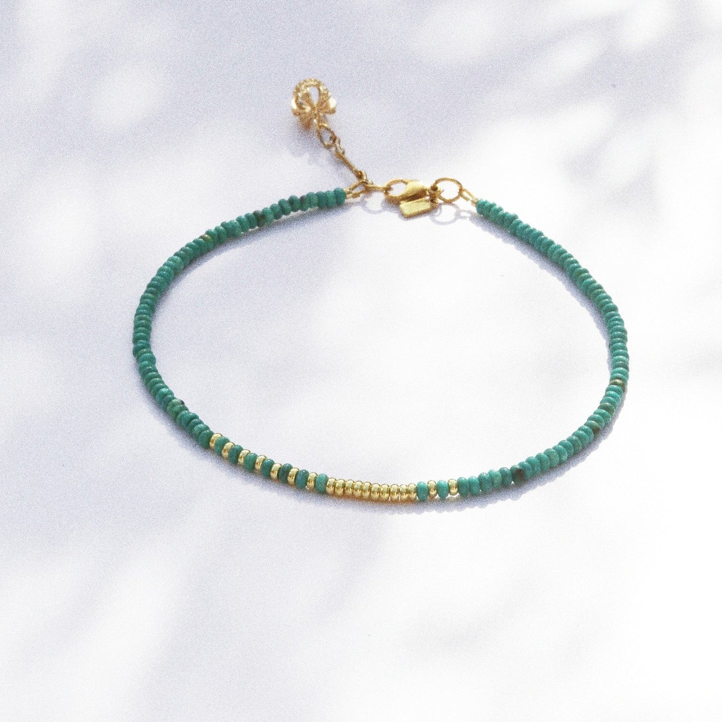 Collier Henriette 2-7 Queen – La libre