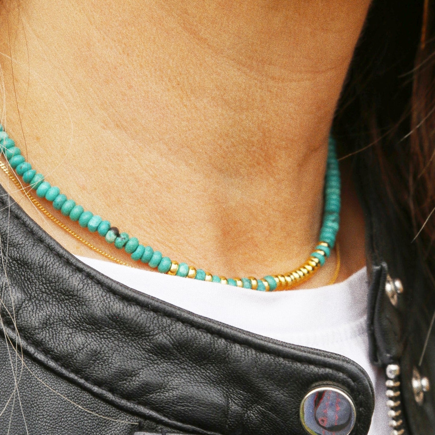 Collier Henriette 2-7 Queen – La Libre