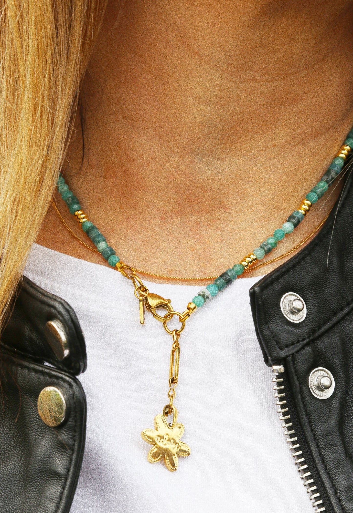 Collier La féminité