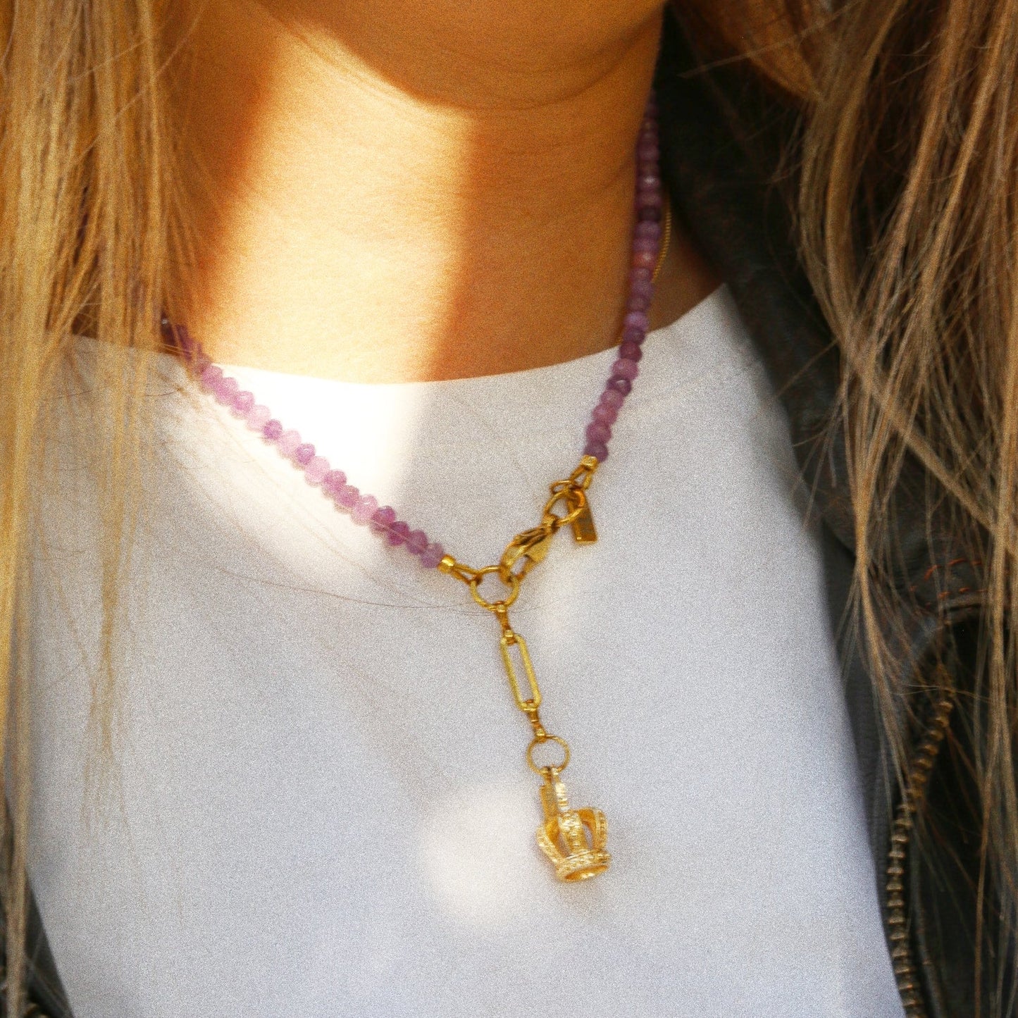 Collier Henriette 2-7 Queen – La Sage