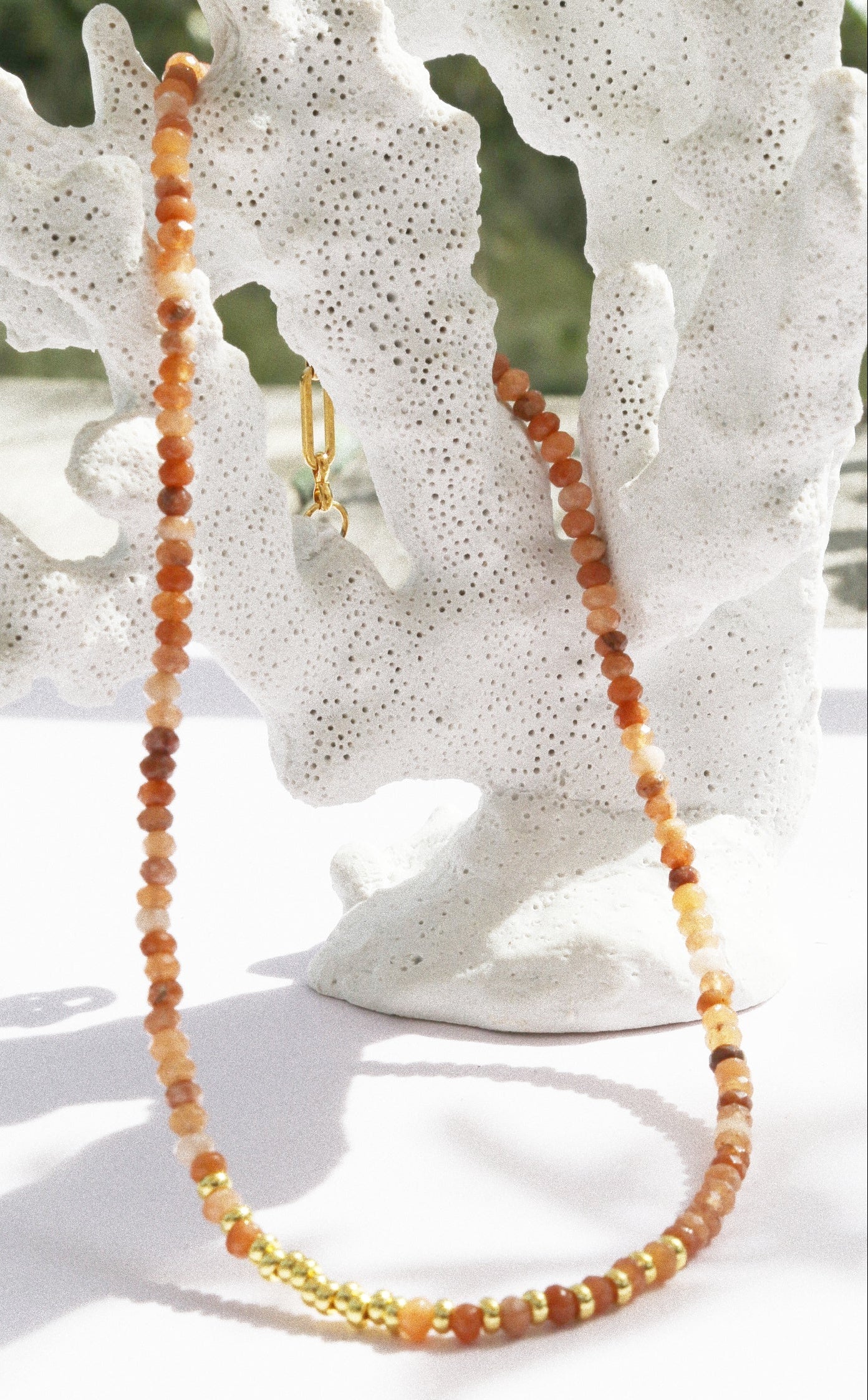 Collier Henriette 2-7 Queen - La Courageuse