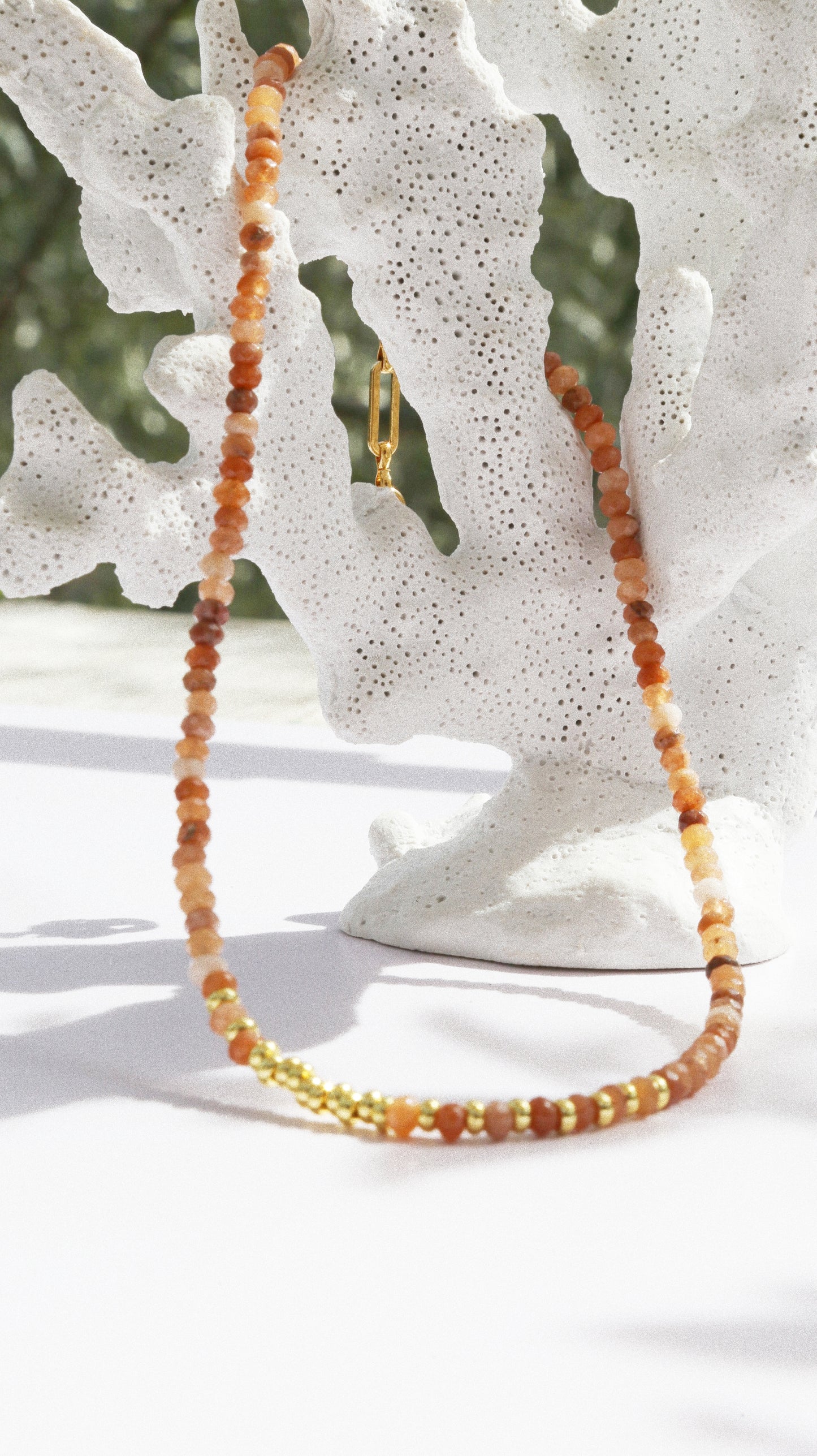 Collier Henriette 2-7 Queen - La Courageuse