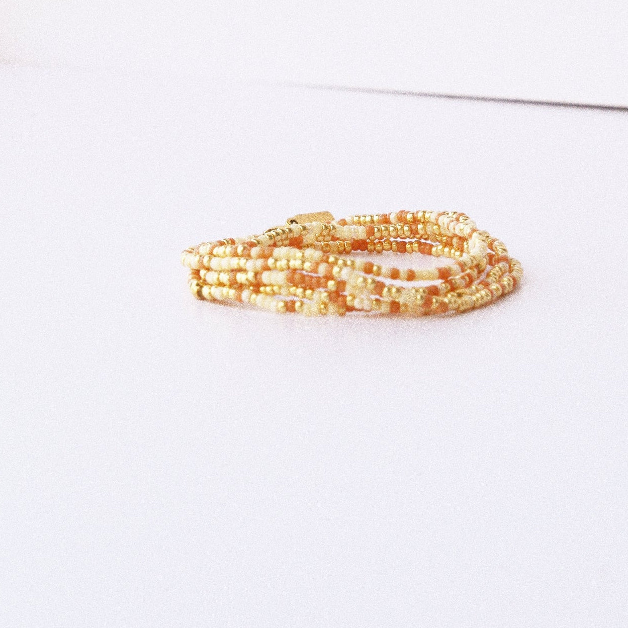 bracelet 5 tours ou ras de cou "seconde peau" beige & marron