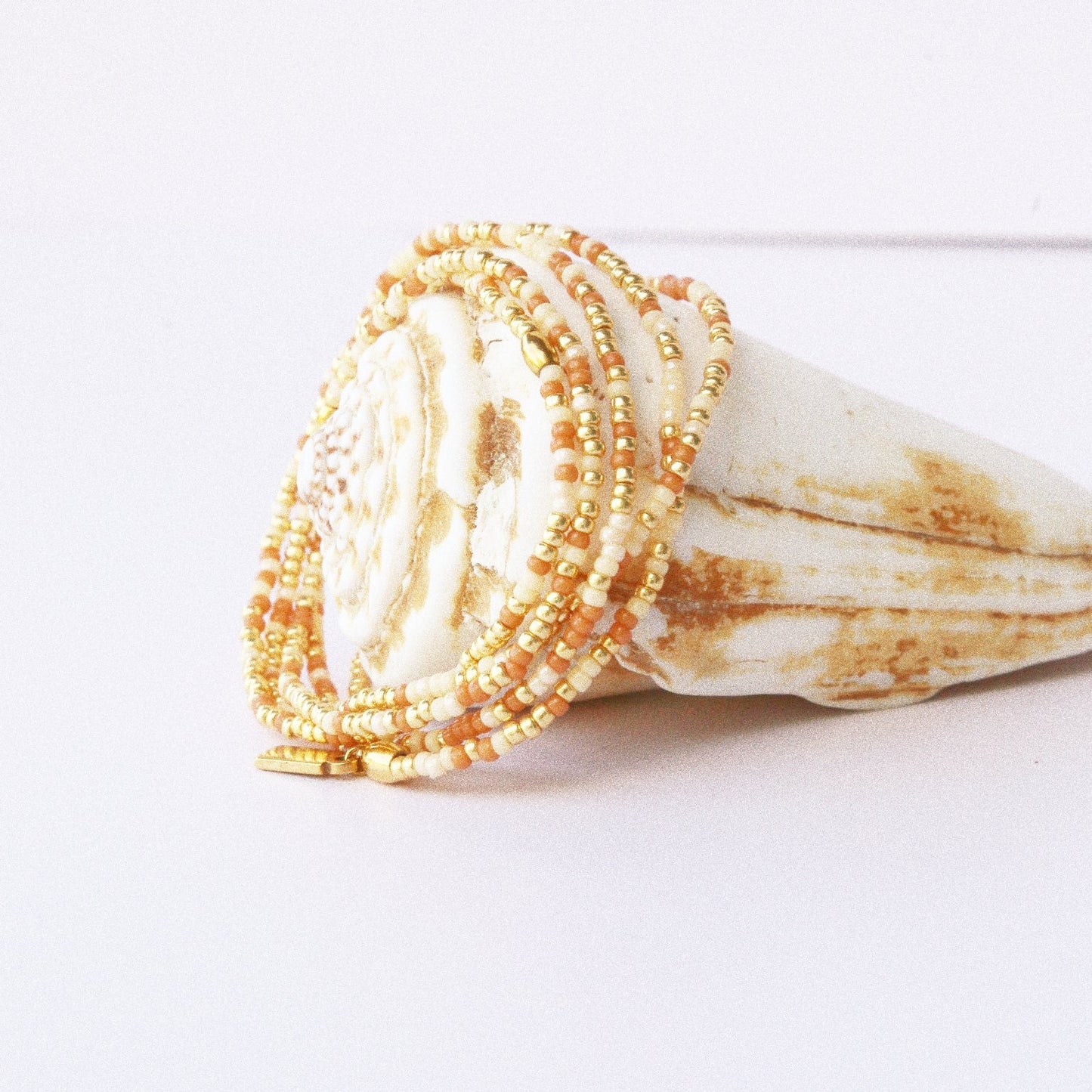 bracelet 5 tours ou ras de cou "seconde peau" beige & marron