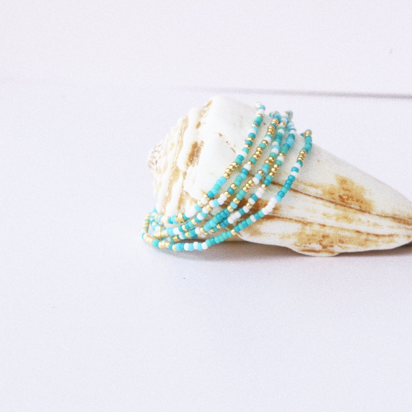 Bracelet 5 tours ou ras de cou "seconde peau" turquoise