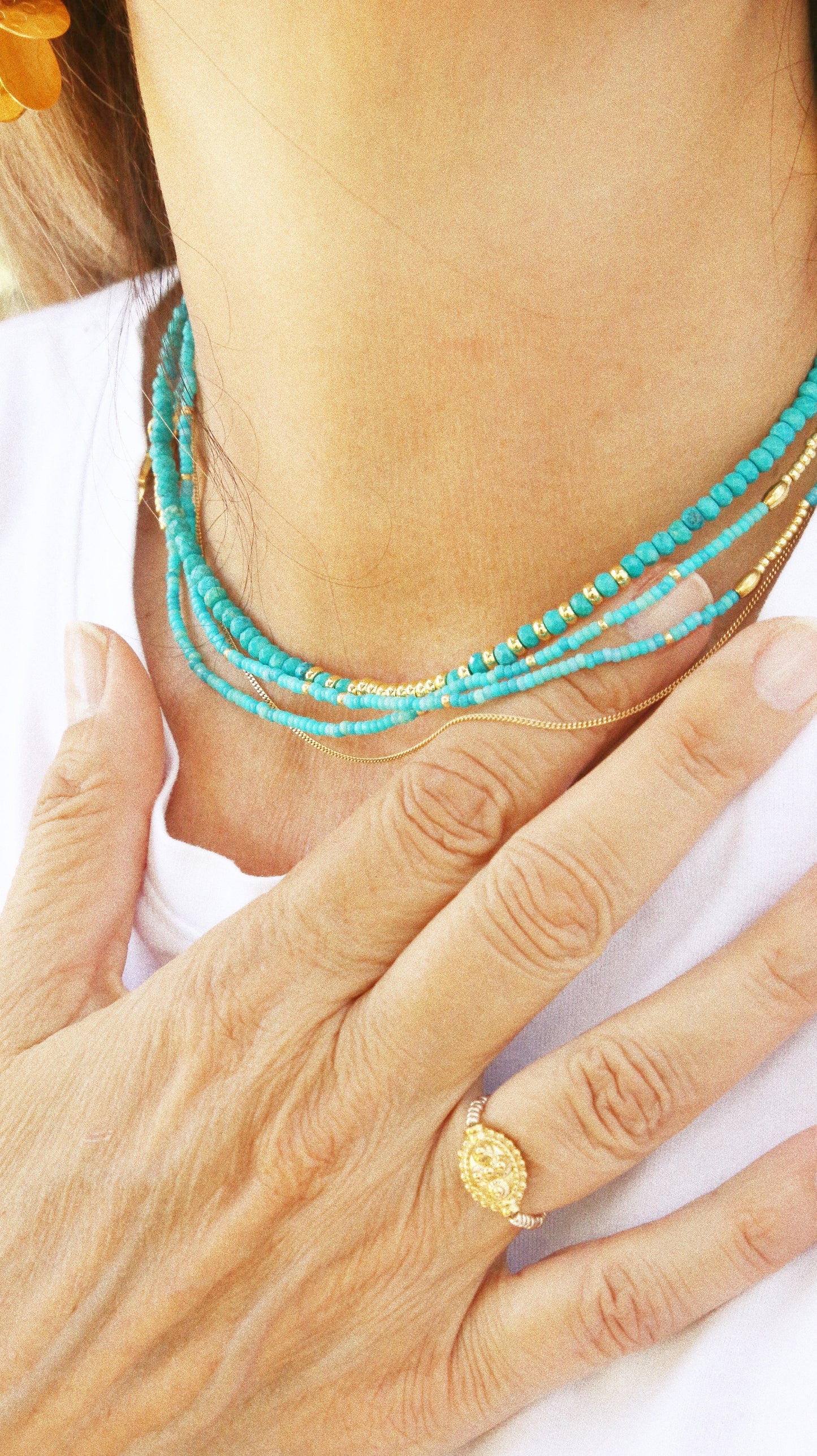 bracelet Seconde Peau 5 tours ou ras de cou monochrome turquoise
