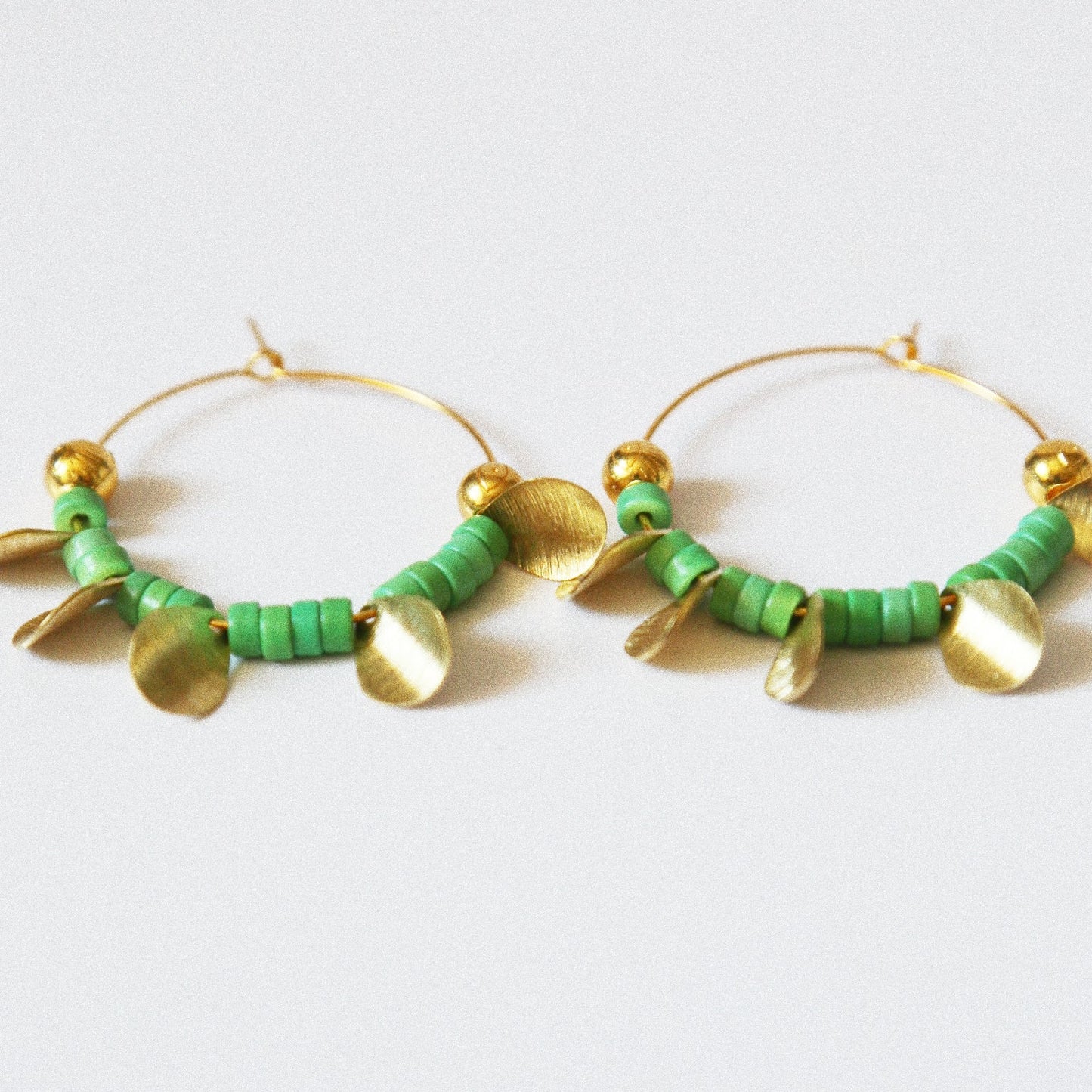 Créoles “Vert Lumière”
