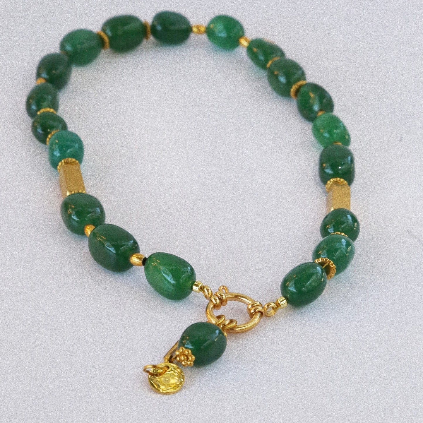 Collier “Émeraude de la Caverne”