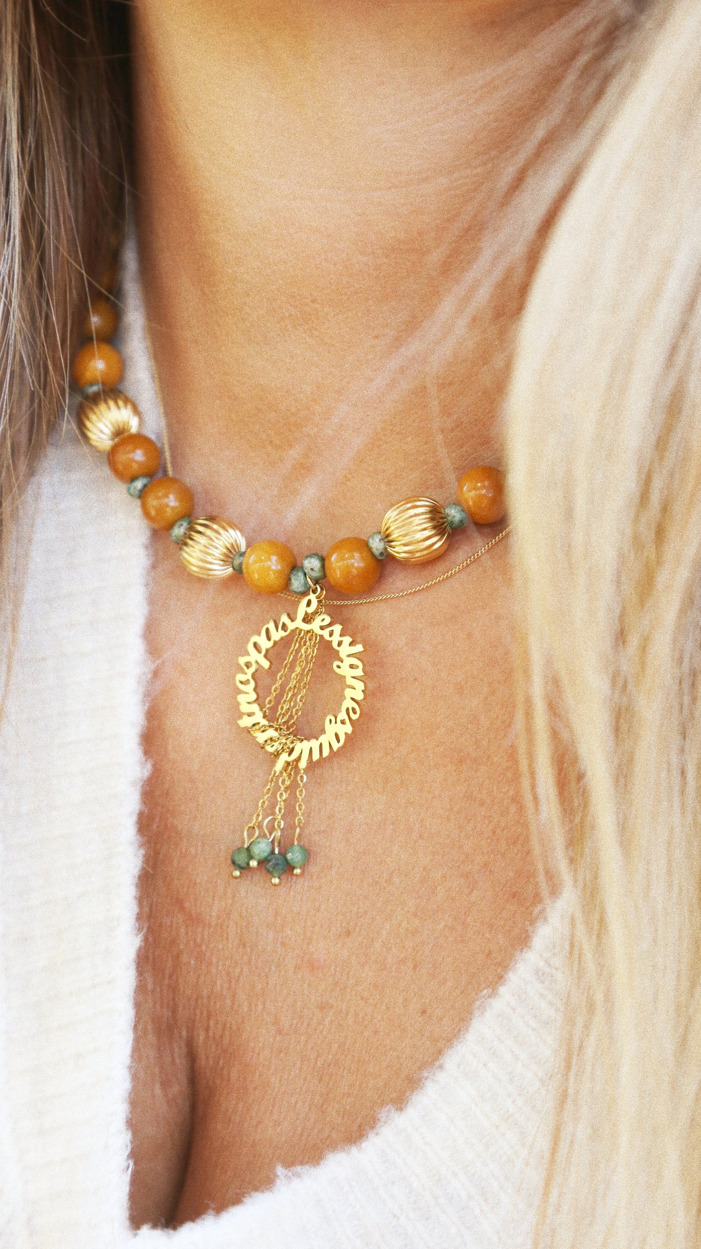 Le collier des présages
