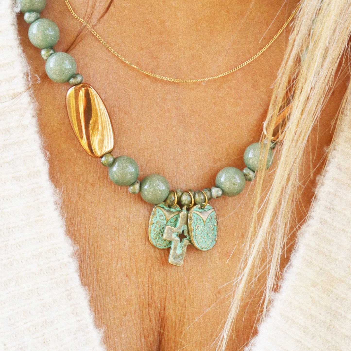 Collier “Gardiennes de la Caverne”