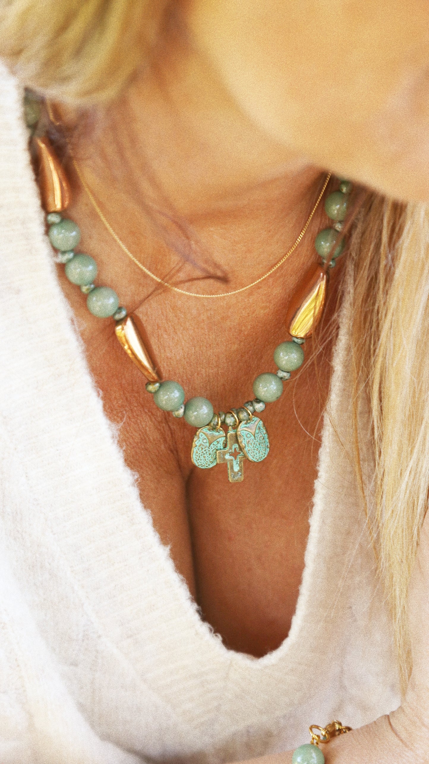 Collier “Gardiennes de la Caverne”